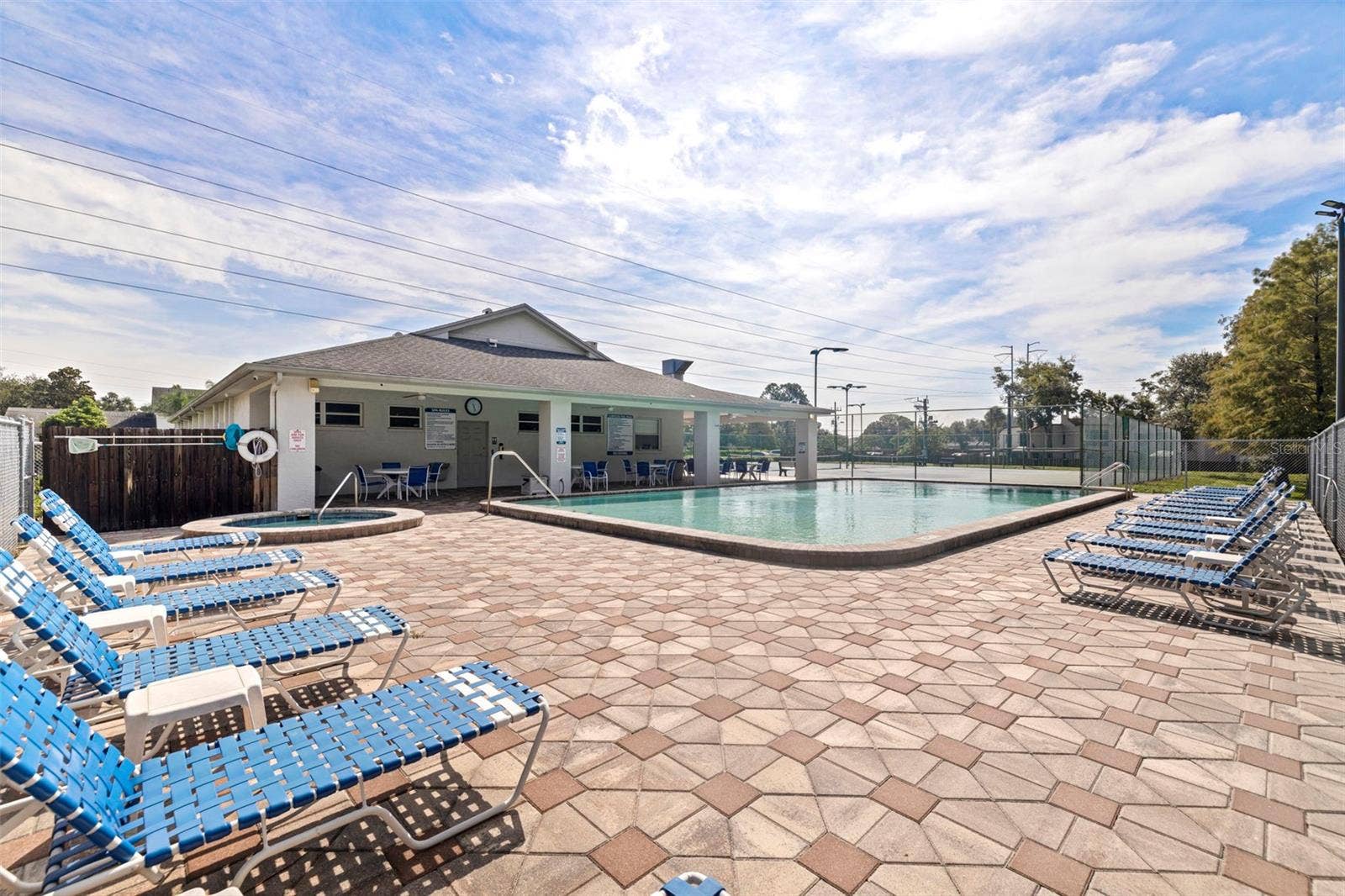 3022 PEPPERWOOD LANE W, Clearwater, FL 33761 3022 PEPPERWOOD LANE W, Clearwater, FL 33761