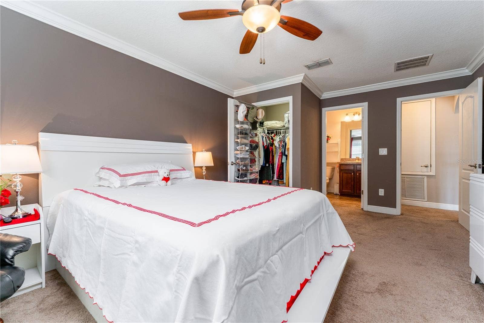 215 PARSONS WOODS DRIVE, Seffner, FL 33584 215 PARSONS WOODS DRIVE, Seffner, FL 33584