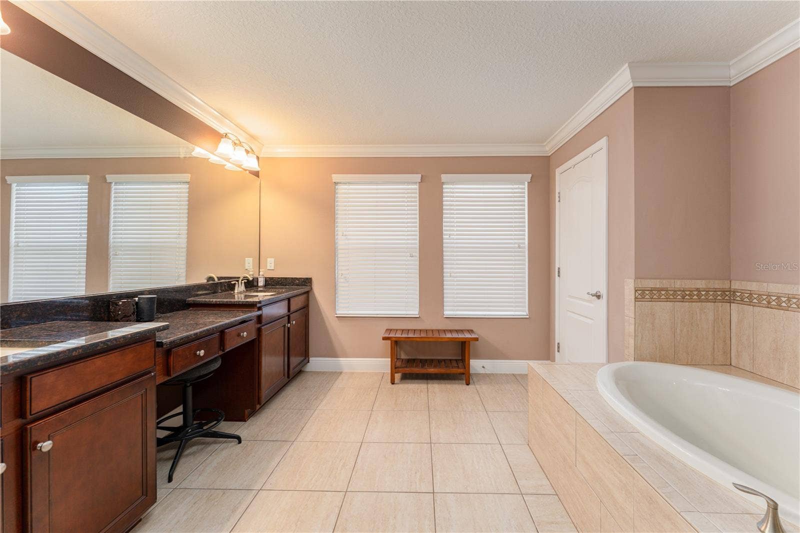 215 PARSONS WOODS DRIVE, Seffner, FL 33584 215 PARSONS WOODS DRIVE, Seffner, FL 33584