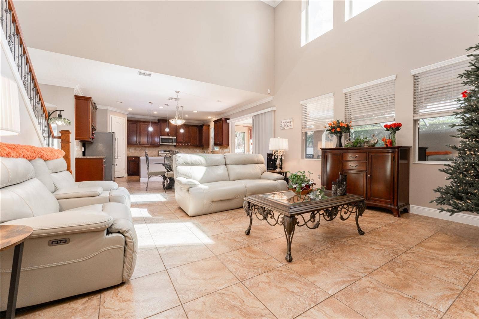 215 PARSONS WOODS DRIVE, Seffner, FL 33584 215 PARSONS WOODS DRIVE, Seffner, FL 33584