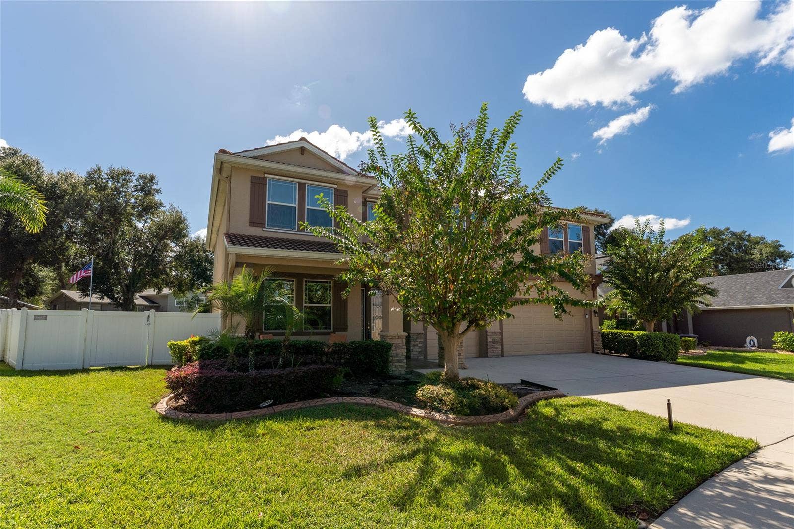 215 PARSONS WOODS DRIVE, Seffner, FL 33584 215 PARSONS WOODS DRIVE, Seffner, FL 33584