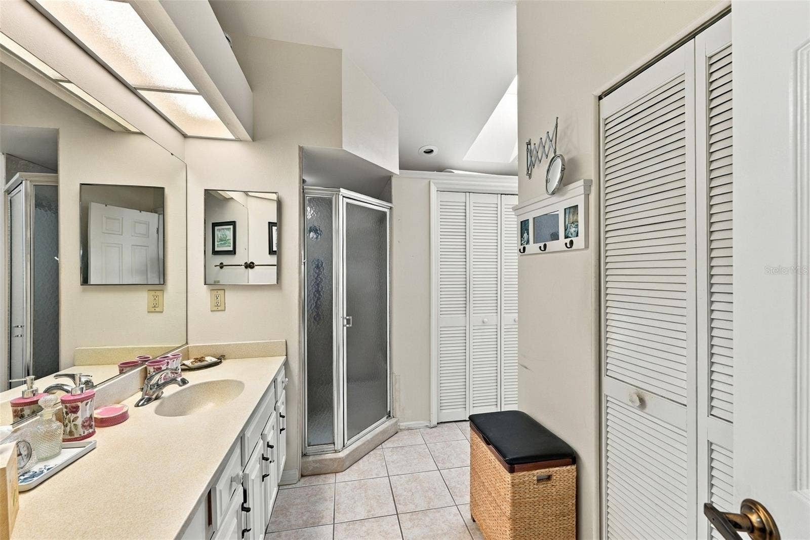 1803 E DEL WEBB BOULEVARD, Sun City Center, FL 33573 1803 E DEL WEBB BOULEVARD, Sun City Center, FL 33573
