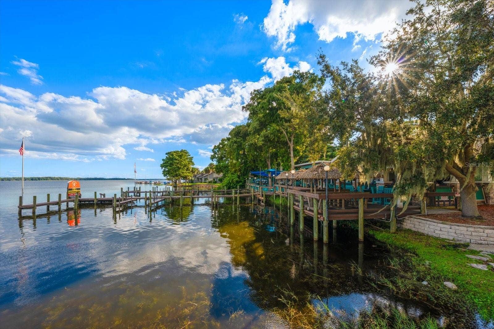 2056 COVE TRACE, Palm Harbor, FL 34685 Great Waterfront Dining and Live Entertainment!