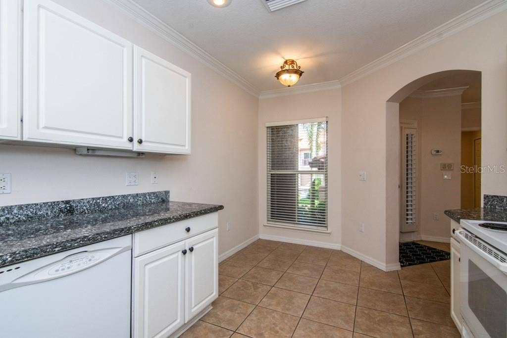 1177 SHIPWATCH CIRCLE, Tampa, FL 33602