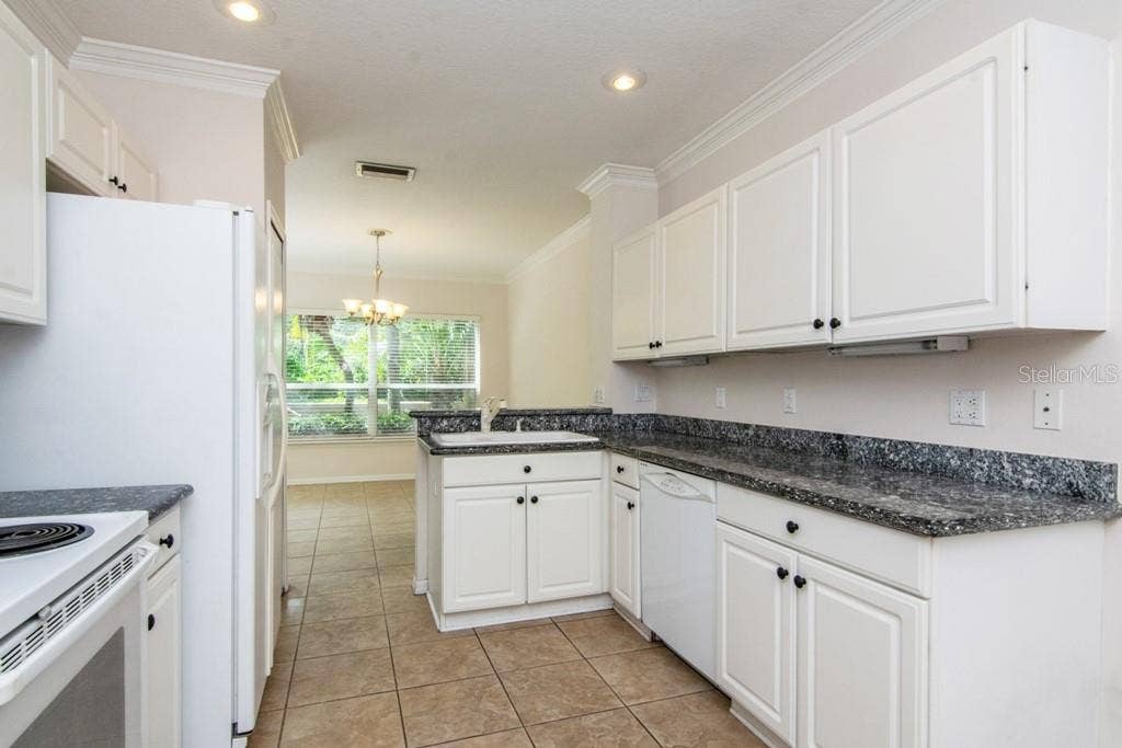 1177 SHIPWATCH CIRCLE, Tampa, FL 33602