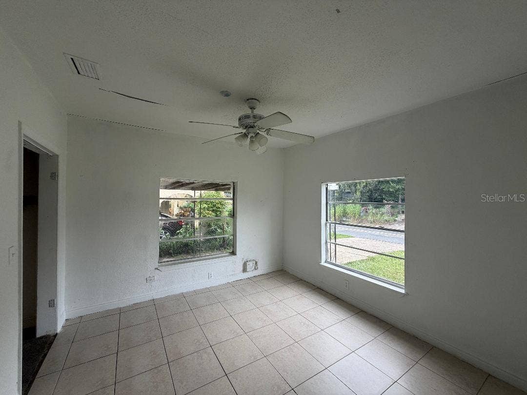 2921 E 24TH, Tampa, FL 33605 2921 E 24TH, Tampa, FL 33605