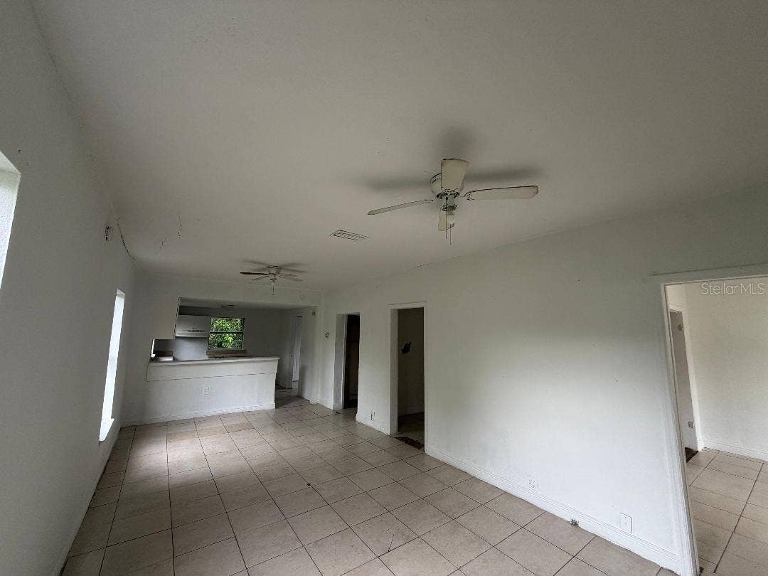 2921 E 24TH, Tampa, FL 33605 2921 E 24TH, Tampa, FL 33605