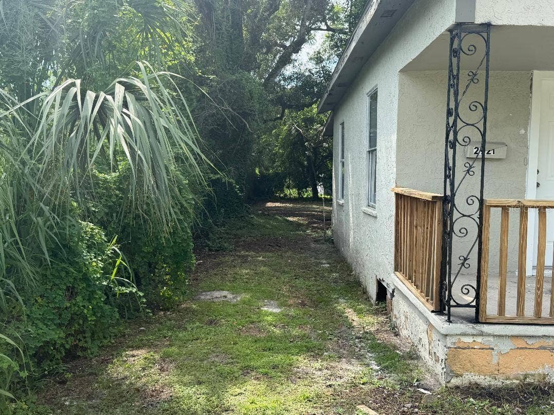 2921 E 24TH, Tampa, FL 33605 2921 E 24TH, Tampa, FL 33605