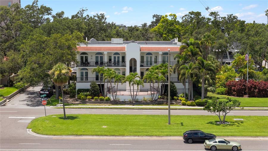 Property photo for 2419 BAYSHORE BOULEVARD, #3N, Tampa, FL