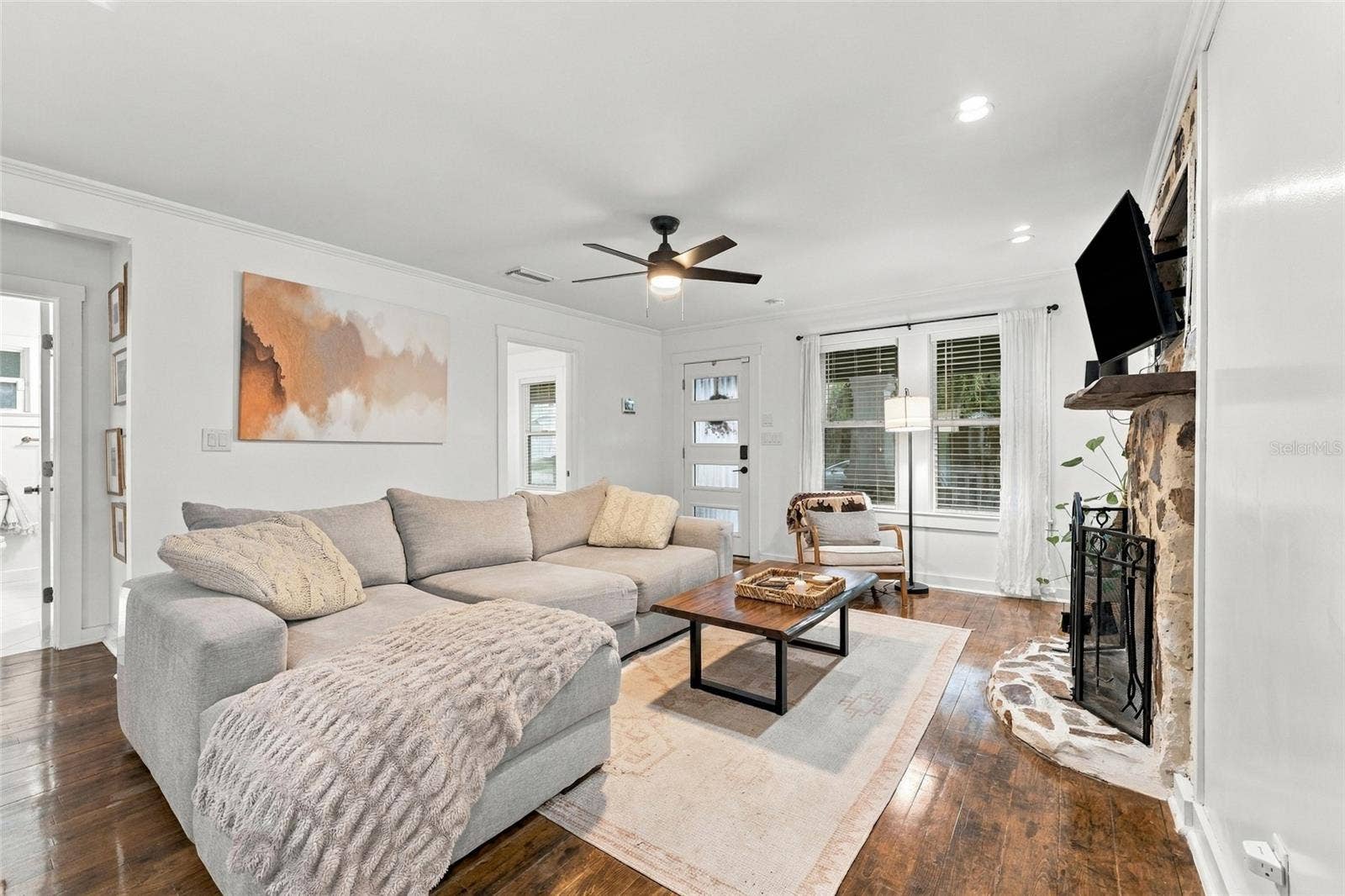 412 E HAMILTON AVENUE, Tampa, FL 33604 412 E HAMILTON AVENUE, Tampa, FL 33604