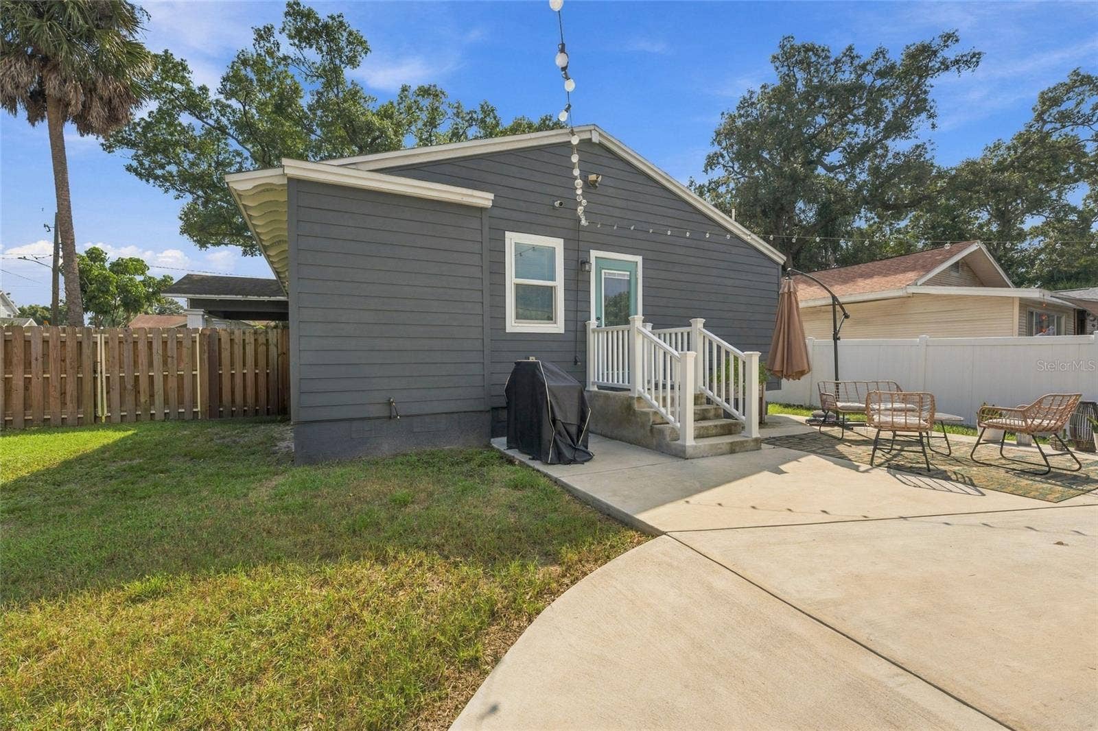 412 E HAMILTON AVENUE, Tampa, FL 33604 412 E HAMILTON AVENUE, Tampa, FL 33604