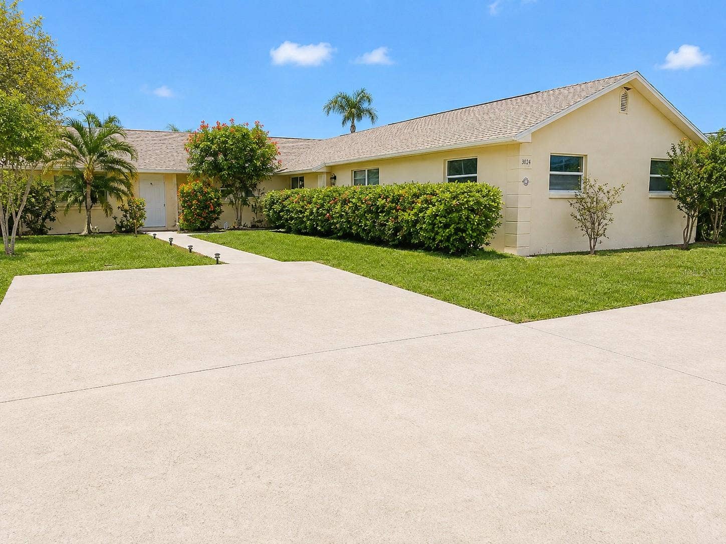 3052 PARK LANE, Dunedin, FL 34698 3052 PARK LANE, Dunedin, FL 34698