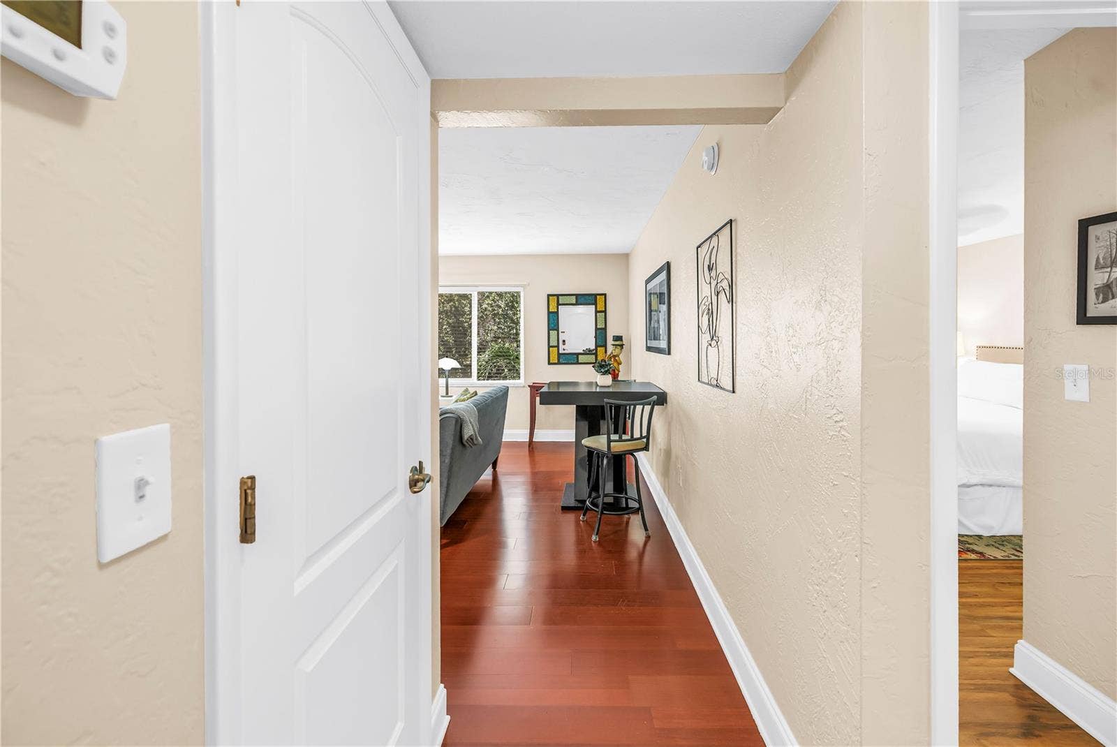 210 5TH AVENUE S, #303, St Petersburg, FL 33701 Foyer-Brazillian Cherry engineered wood floors.