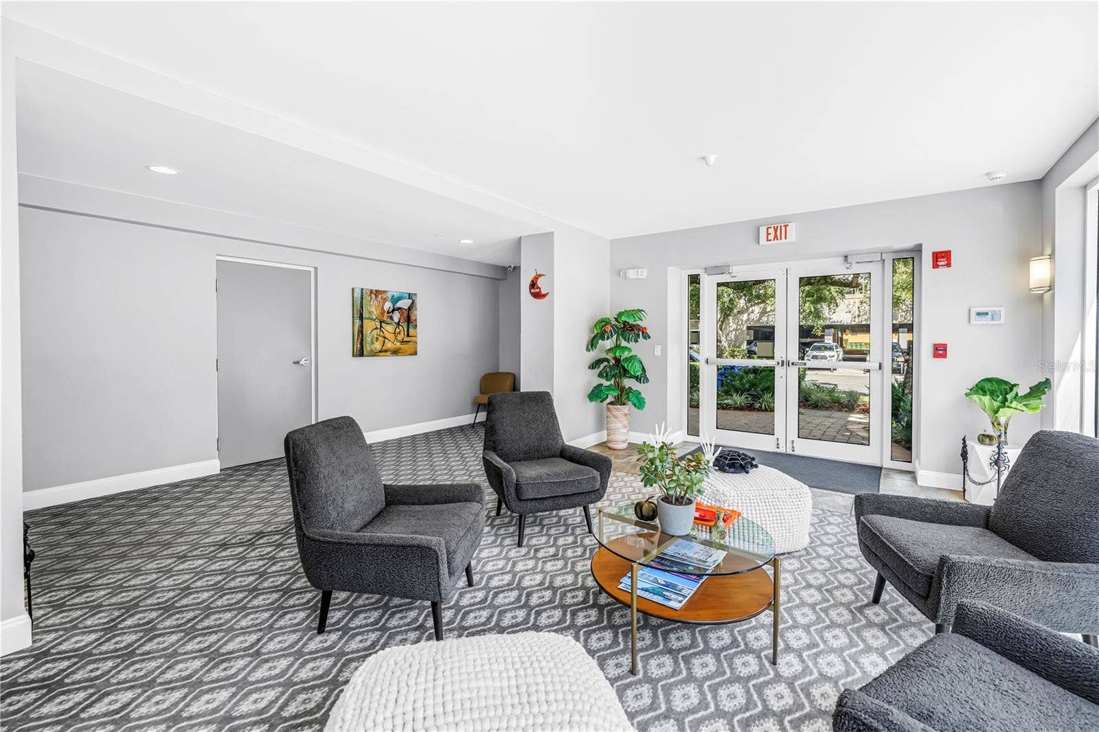 210 5TH AVENUE S, #303, St Petersburg, FL 33701 210 5TH AVENUE S, #303, St Petersburg, FL 33701