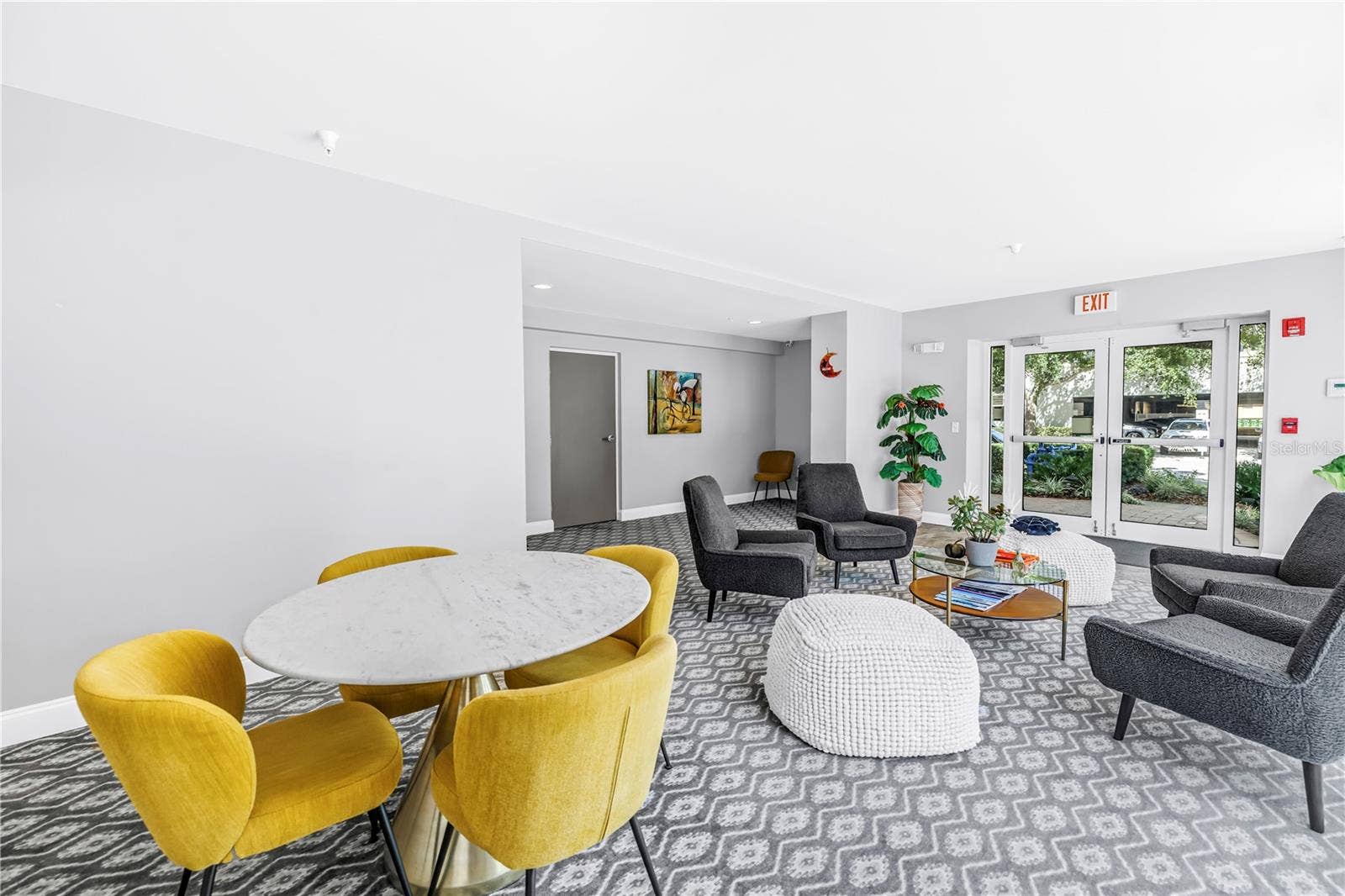 210 5TH AVENUE S, #303, St Petersburg, FL 33701 210 5TH AVENUE S, #303, St Petersburg, FL 33701