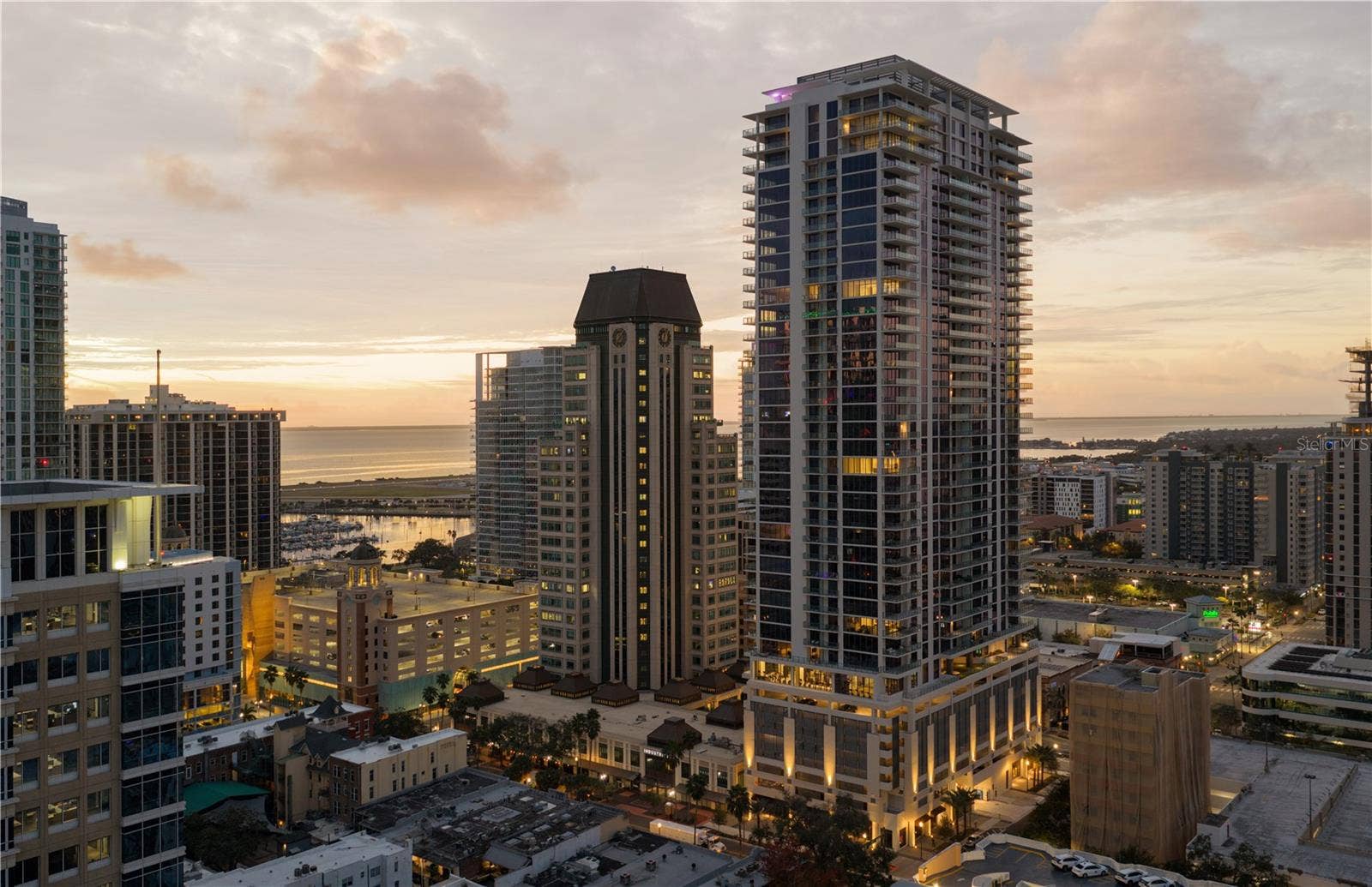 275 1ST AVENUE S, #3804, St Petersburg, FL 33701 275 1ST AVENUE S, #3804, St Petersburg, FL 33701