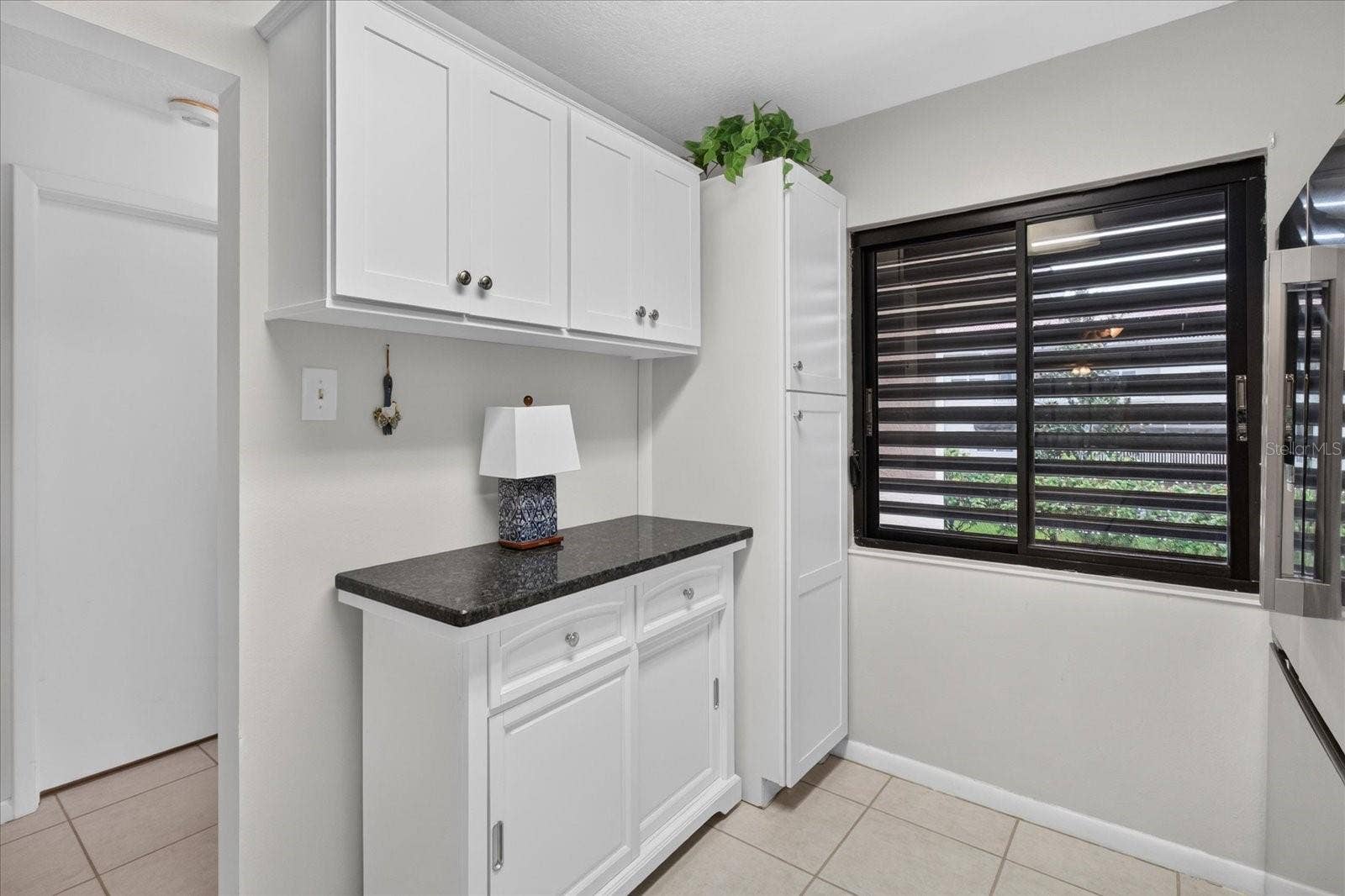 1800 MARINER DRIVE, #4, Tarpon Springs, FL 34689 1800 MARINER DRIVE, #4, Tarpon Springs, FL 34689