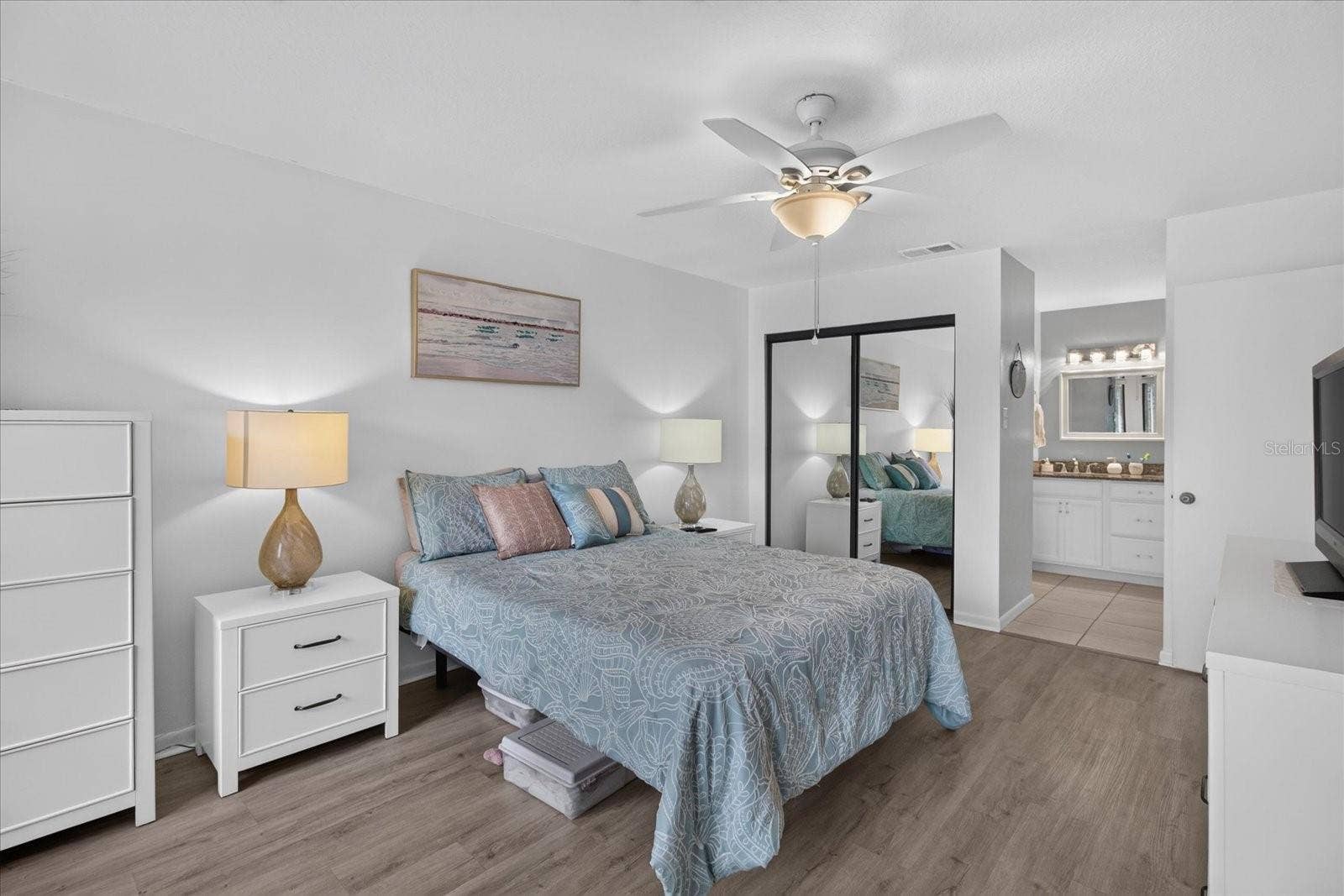 1800 MARINER DRIVE, #4, Tarpon Springs, FL 34689 1800 MARINER DRIVE, #4, Tarpon Springs, FL 34689
