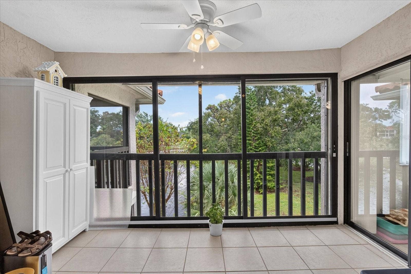 1800 MARINER DRIVE, #4, Tarpon Springs, FL 34689 1800 MARINER DRIVE, #4, Tarpon Springs, FL 34689