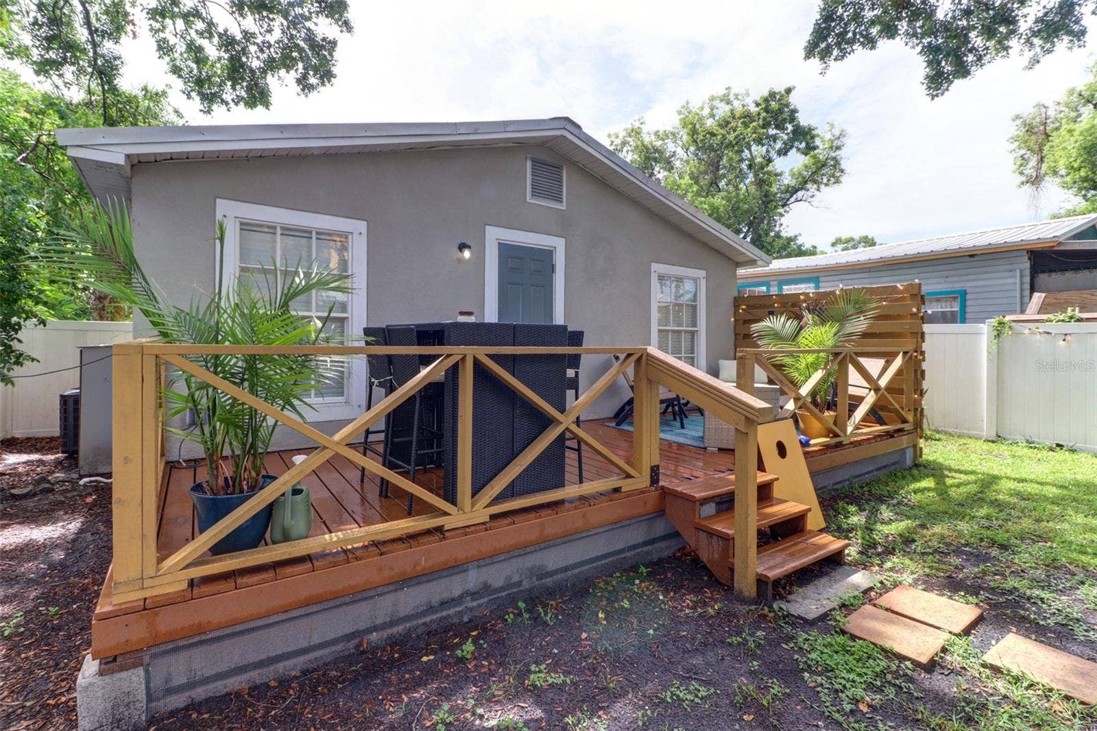 7018 N CENTRAL AVENUE, Tampa, FL 33604 7018 N CENTRAL AVENUE, Tampa, FL 33604