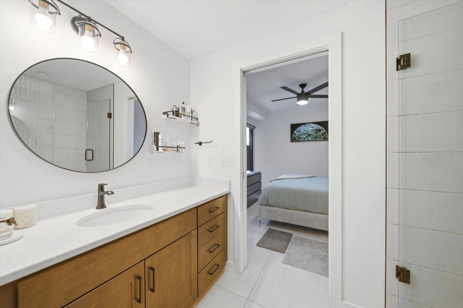 132 MIRROR LAKE, #403, St Petersburg, FL 33701 132 MIRROR LAKE, #403, St Petersburg, FL 33701