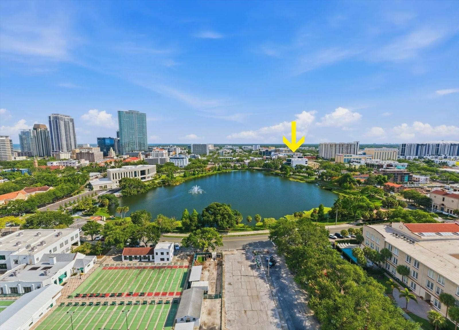 132 MIRROR LAKE, #403, St Petersburg, FL 33701 132 MIRROR LAKE, #403, St Petersburg, FL 33701