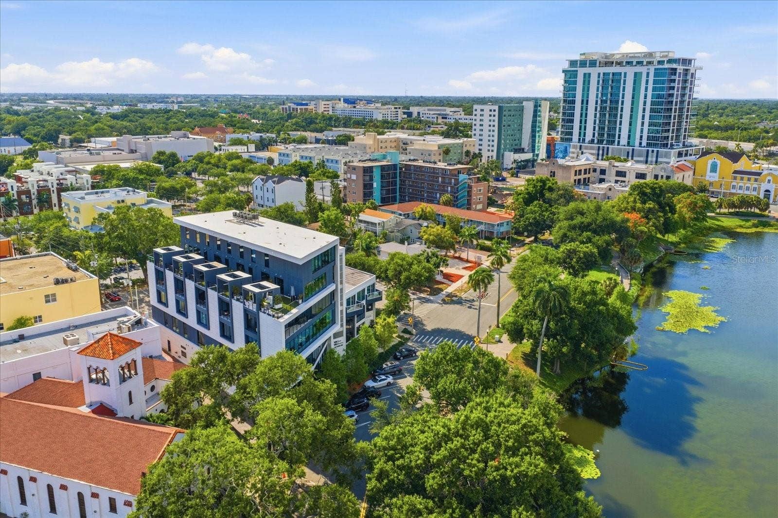 132 MIRROR LAKE, #403, St Petersburg, FL 33701 132 MIRROR LAKE, #403, St Petersburg, FL 33701