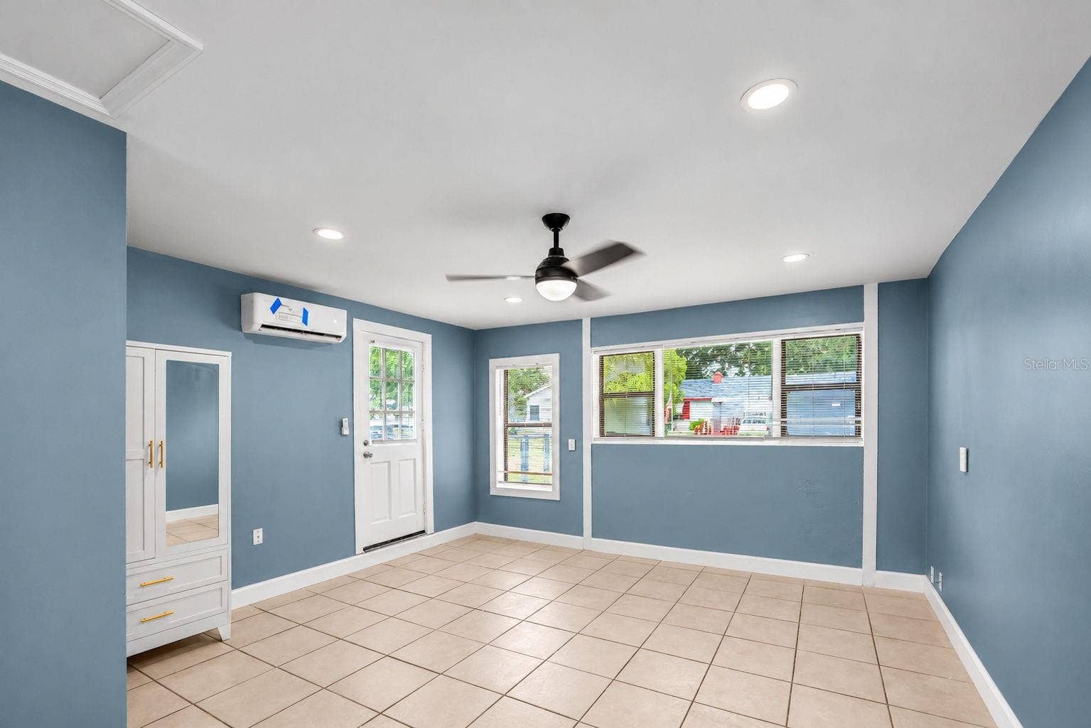 374 3RD STREET NW, #B, Largo, FL 33770