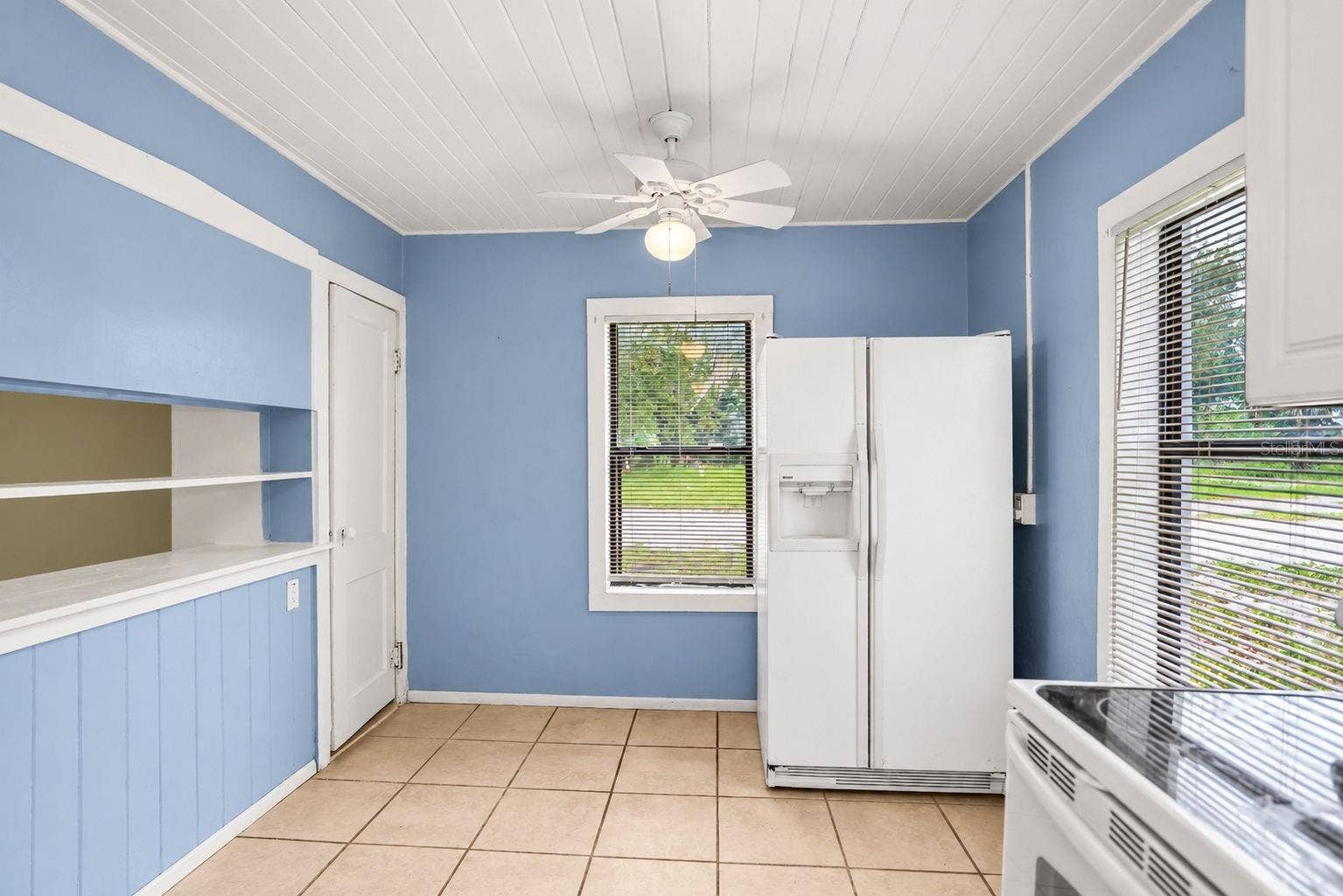 374 3RD STREET NW, #B, Largo, FL 33770