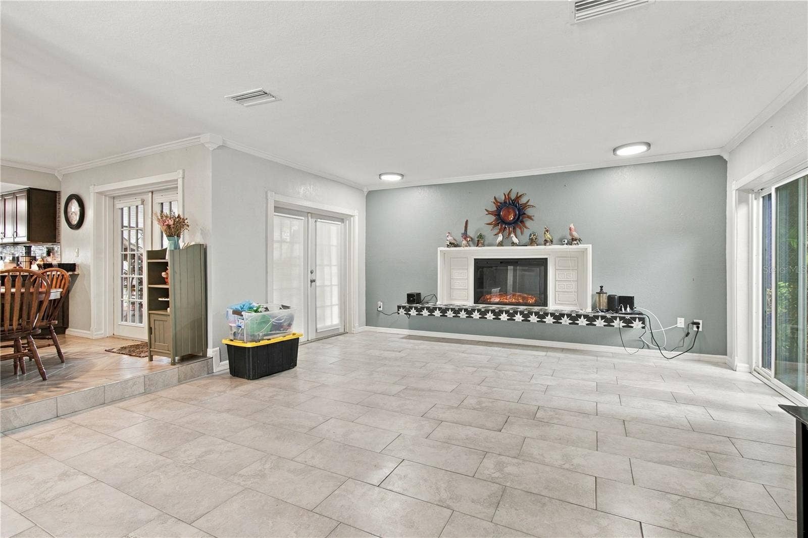 2168 KENT AVENUE, Clearwater, FL 33764 2168 KENT AVENUE, Clearwater, FL 33764