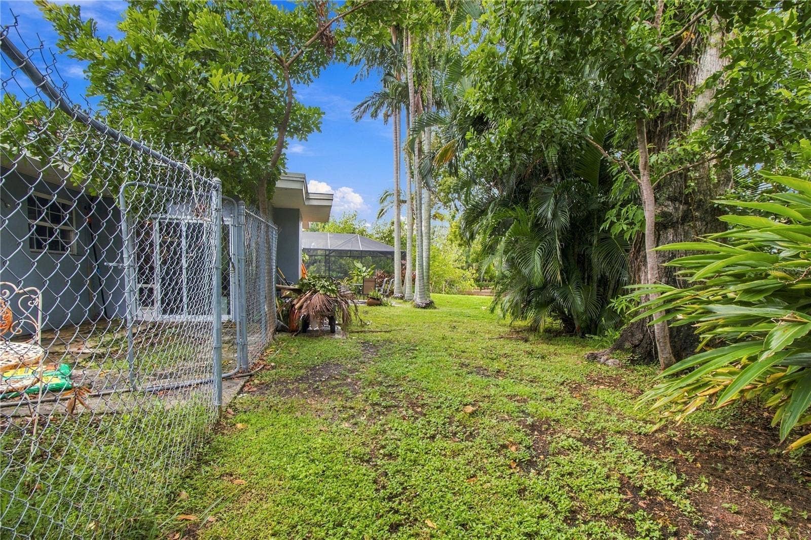 2168 KENT AVENUE, Clearwater, FL 33764 2168 KENT AVENUE, Clearwater, FL 33764