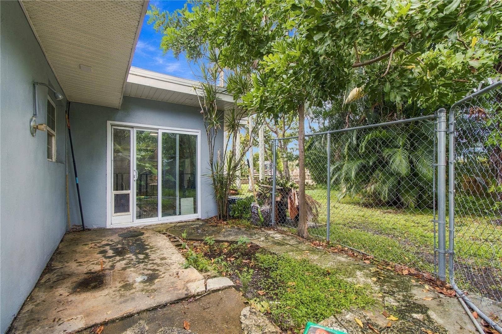 2168 KENT AVENUE, Clearwater, FL 33764 2168 KENT AVENUE, Clearwater, FL 33764