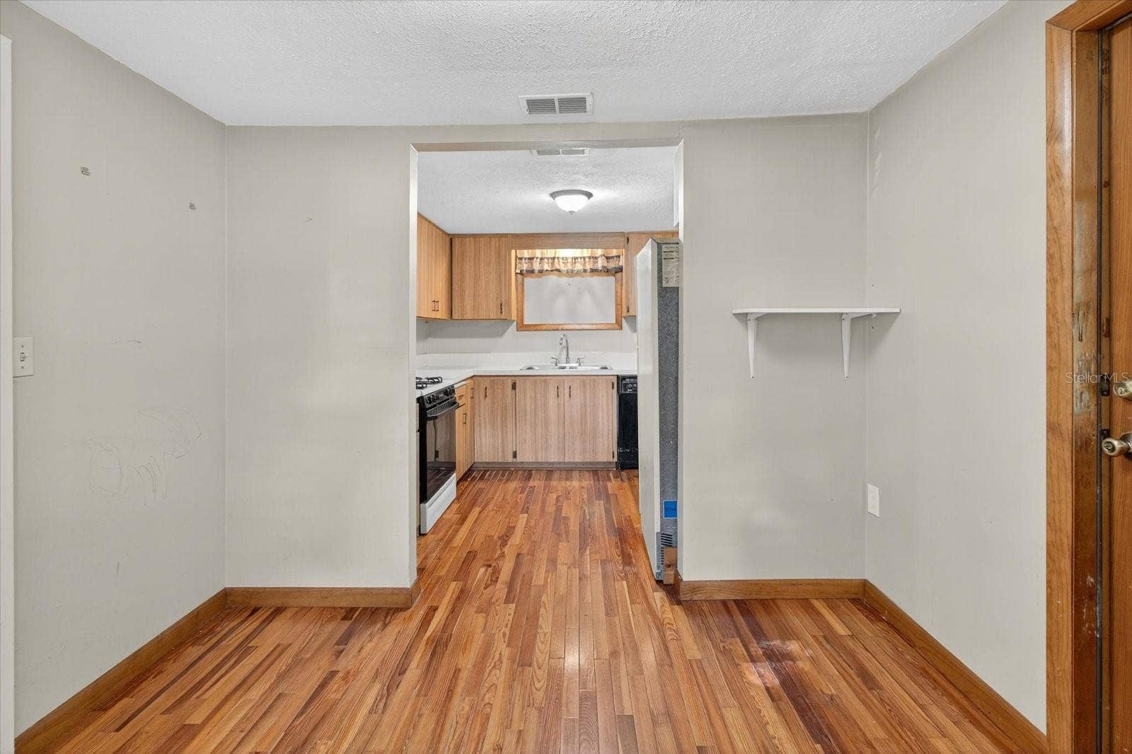 10019 CURLEY ROAD, San Antonio, FL 33576