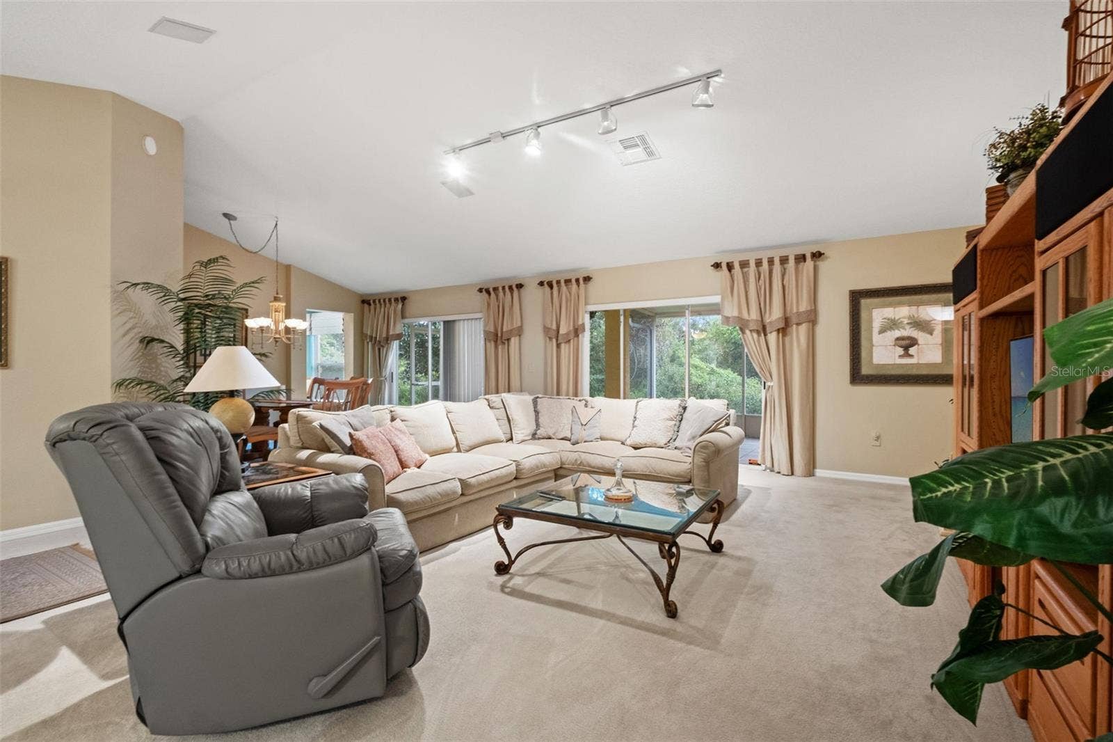 10628 COLLAR DRIVE, San Antonio, FL 33576