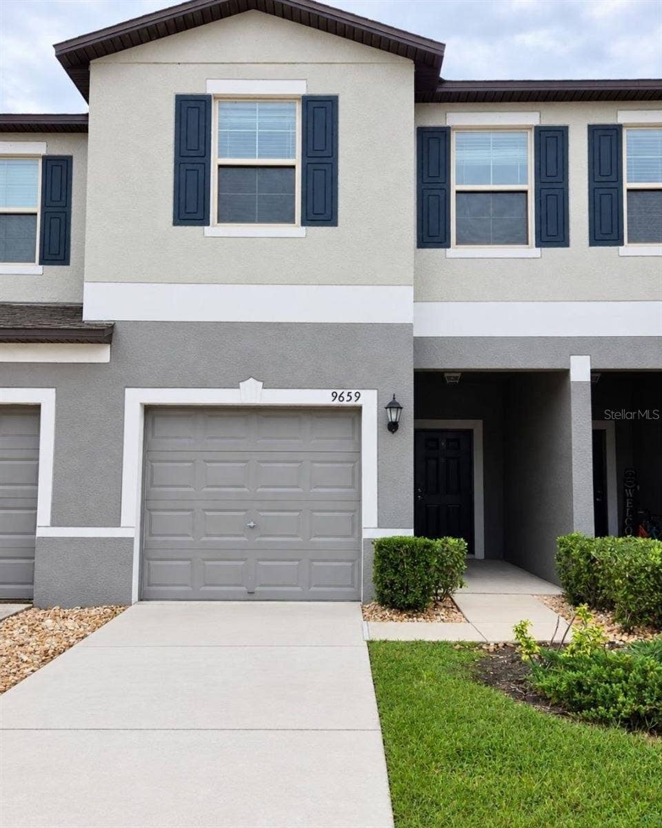 9659 PEMBROOKE PINES DRIVE, Sun City Center, FL 33573 9659 PEMBROOKE PINES DRIVE, Sun City Center, FL 33573