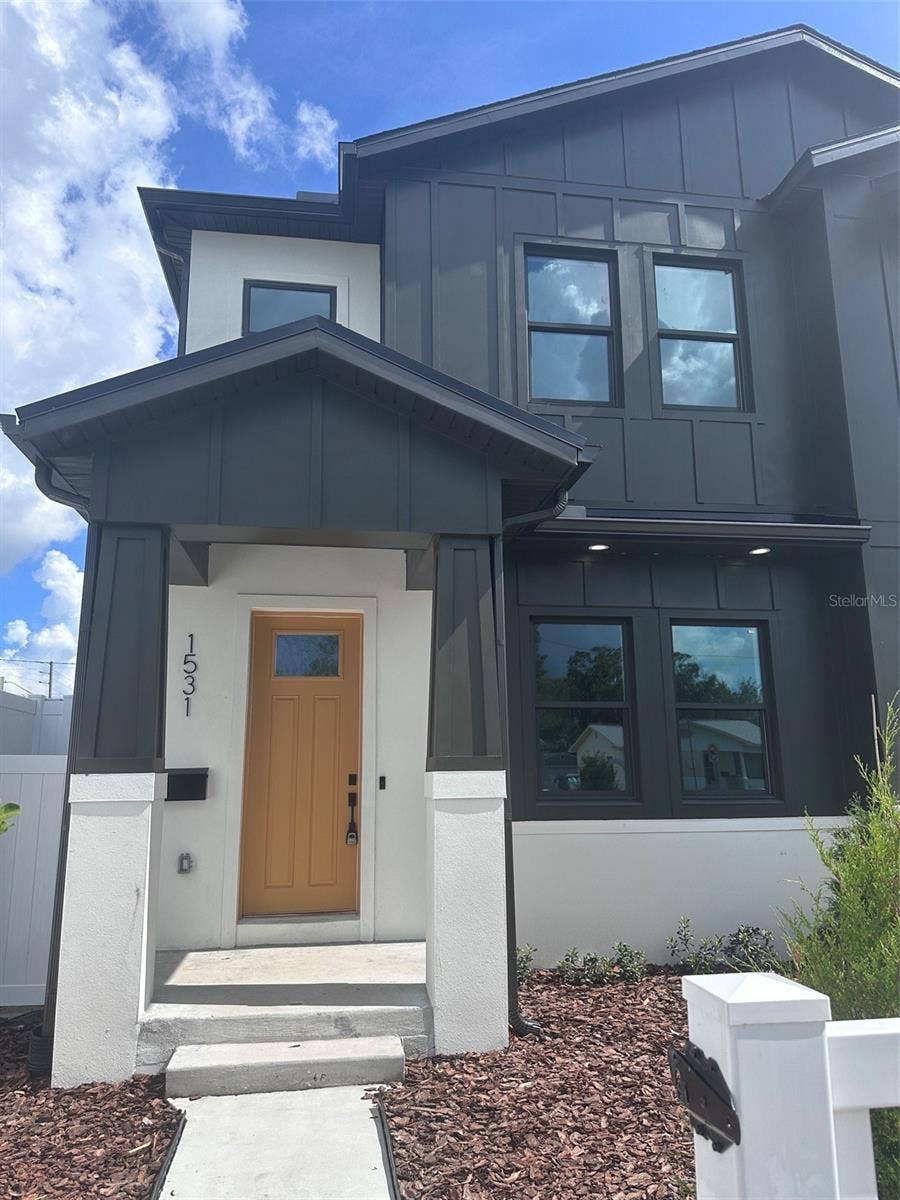 1531 29TH AVENUE N, St Petersburg, FL 33704