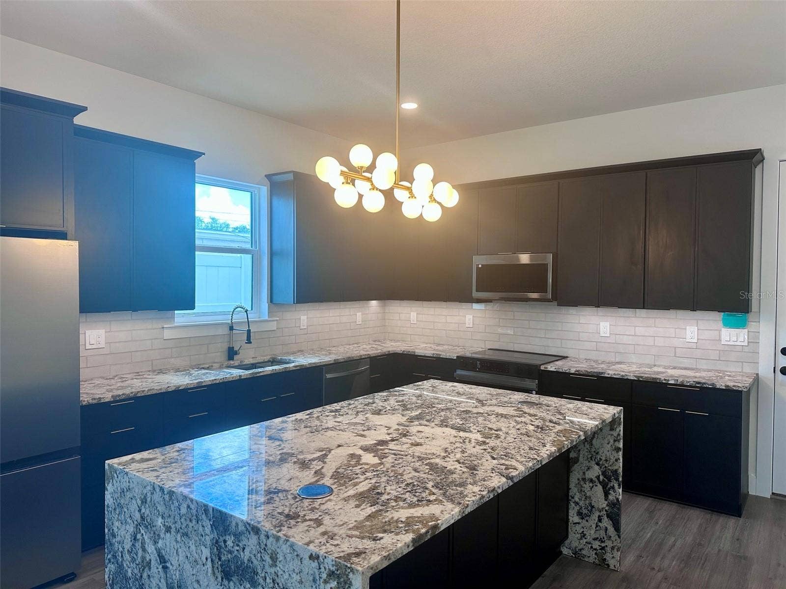 1531 29TH AVENUE N, St Petersburg, FL 33704