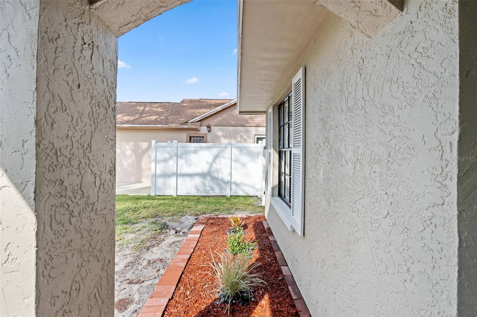 7131 HOLLOWELL DRIVE, Tampa, FL 33634