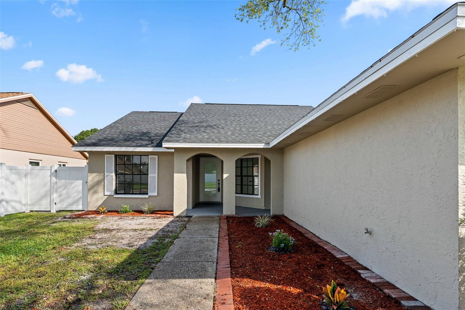 7131 HOLLOWELL DRIVE, Tampa, FL 33634