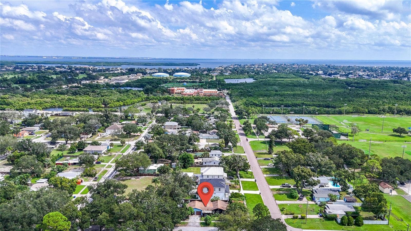 733 58TH AVENUE NE, St Petersburg, FL 33703