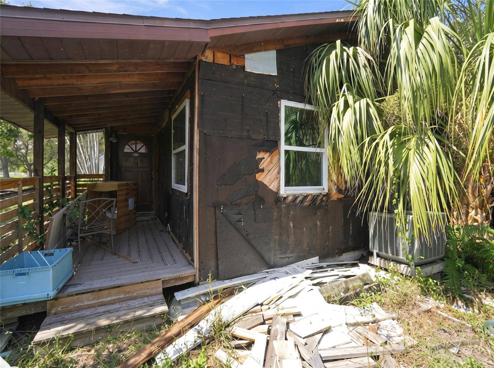 733 58TH AVENUE NE, St Petersburg, FL 33703