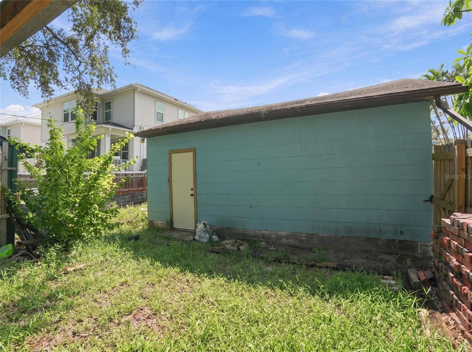 733 58TH AVENUE NE, St Petersburg, FL 33703