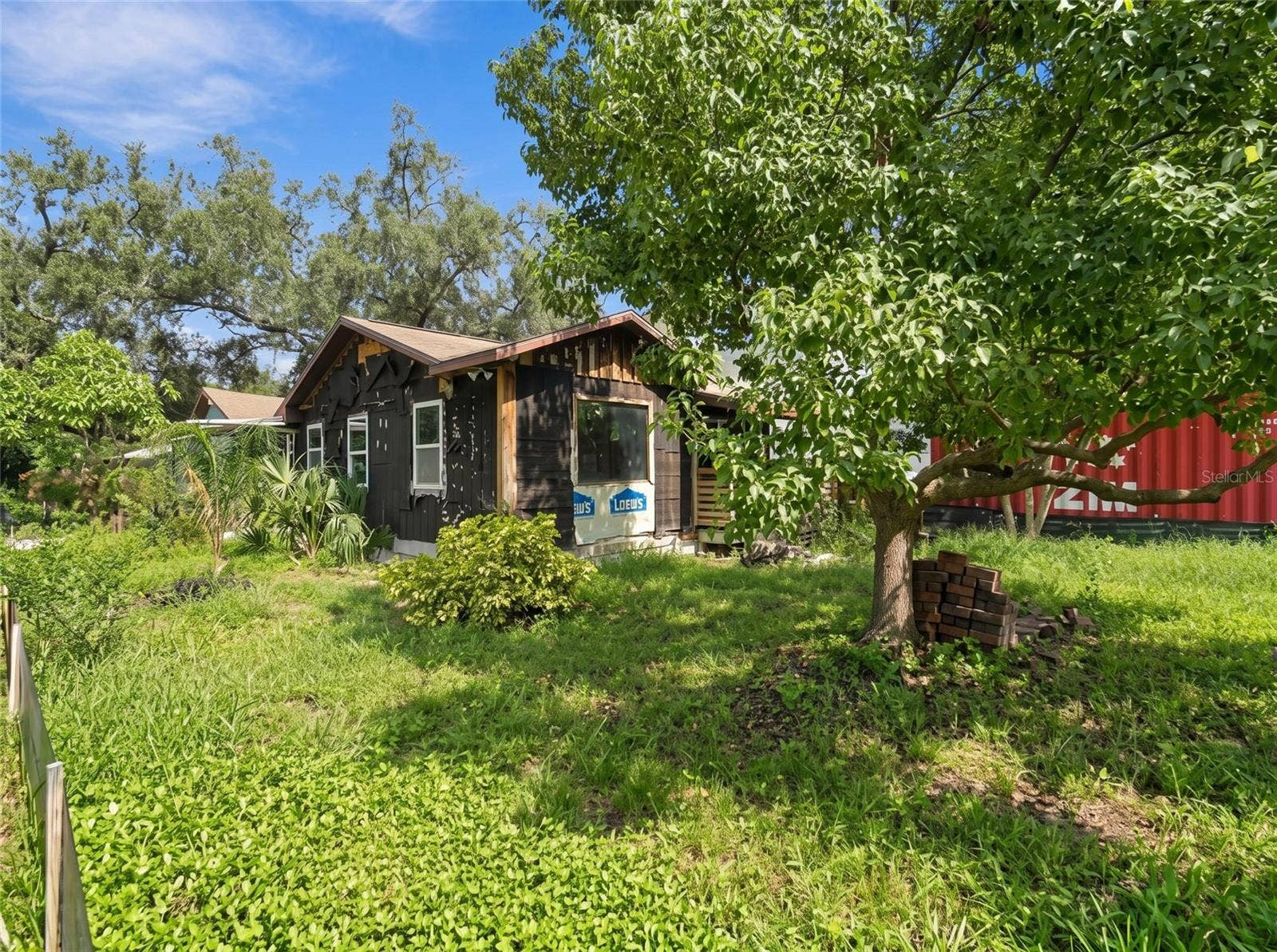 733 58TH AVENUE NE, St Petersburg, FL 33703