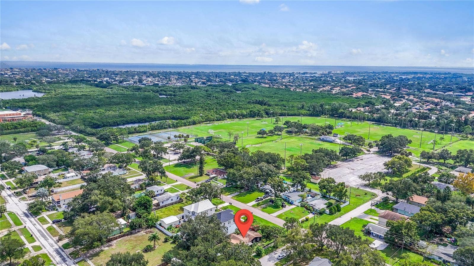 733 58TH AVENUE NE, St Petersburg, FL 33703