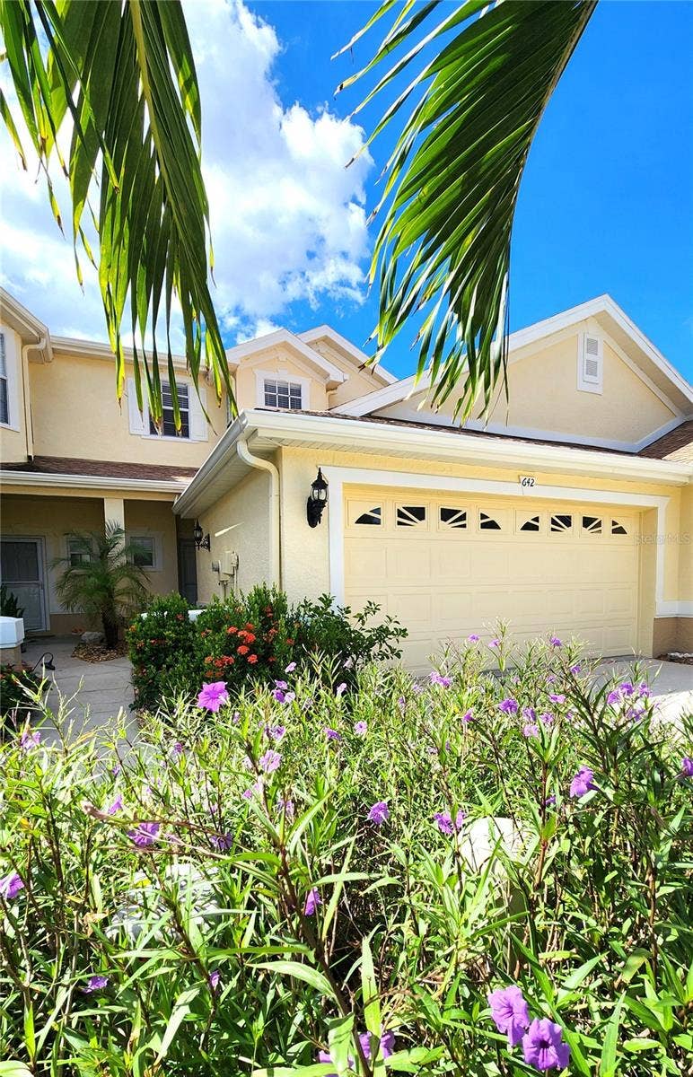 Property photo for 642 SPRING LAKE CIRCLE, Tarpon Springs, FL