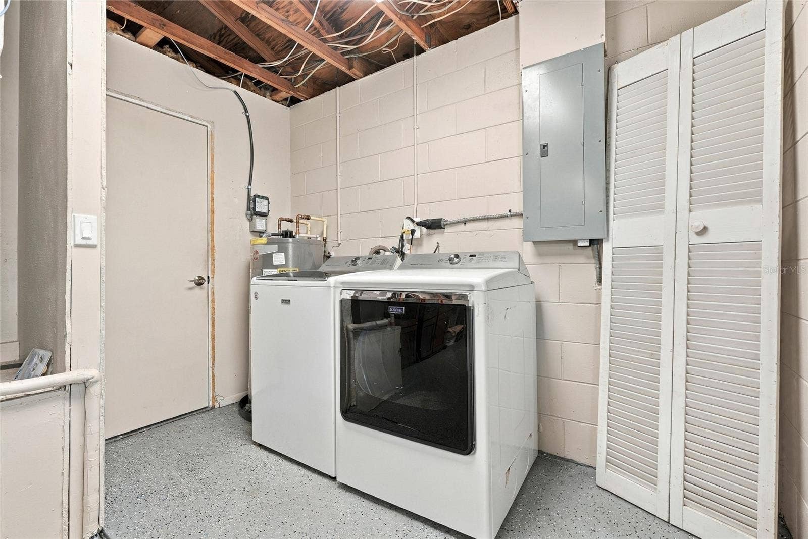 9727 GROVELAND STREET, Seminole, FL 33772 9727 GROVELAND STREET, Seminole, FL 33772