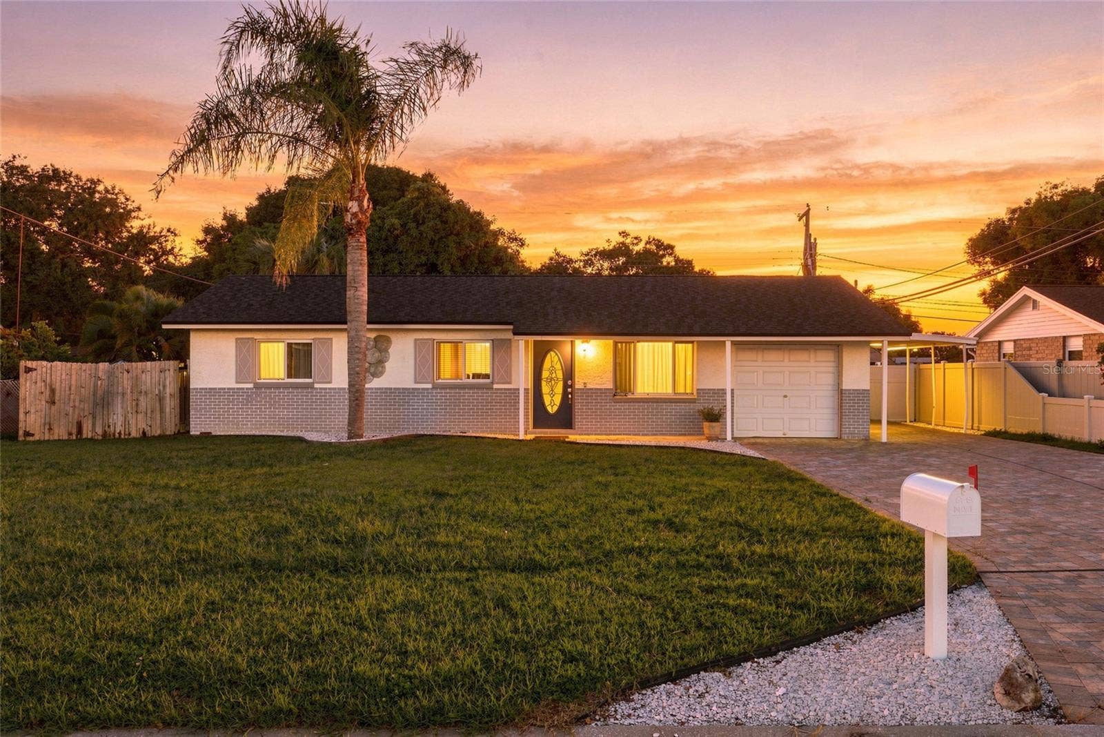 9727 GROVELAND STREET, Seminole, FL 33772 9727 GROVELAND STREET, Seminole, FL 33772