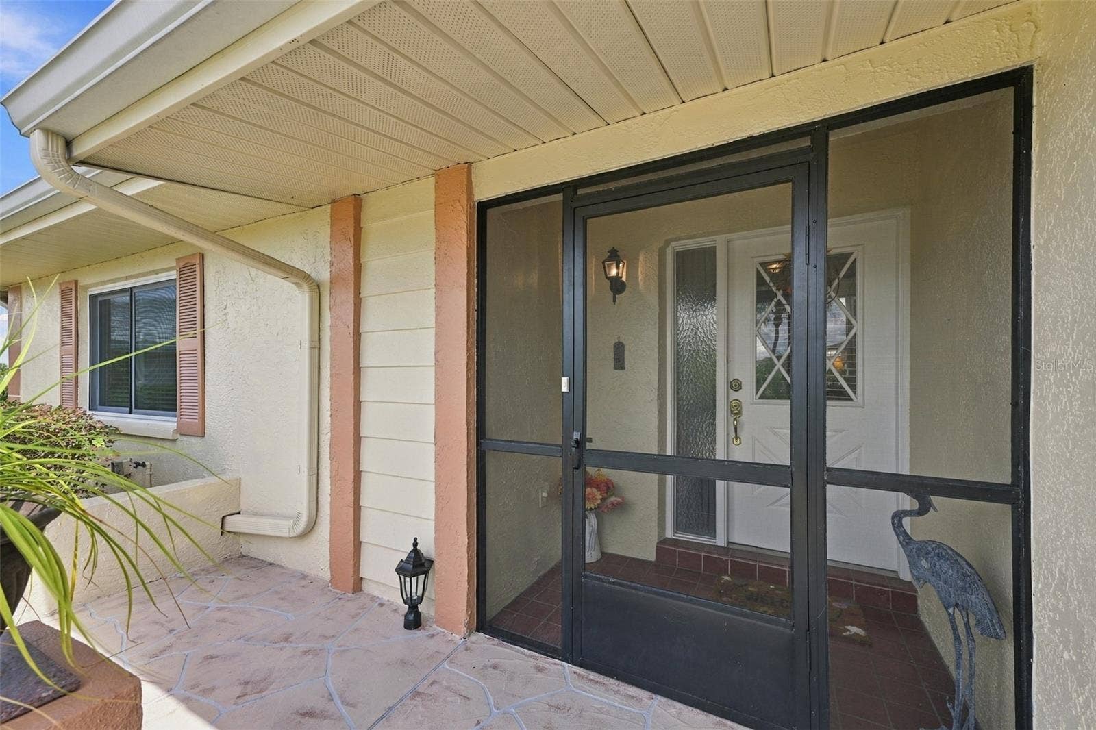 1611 WOODMAR DRIVE, Sun City Center, FL 33573