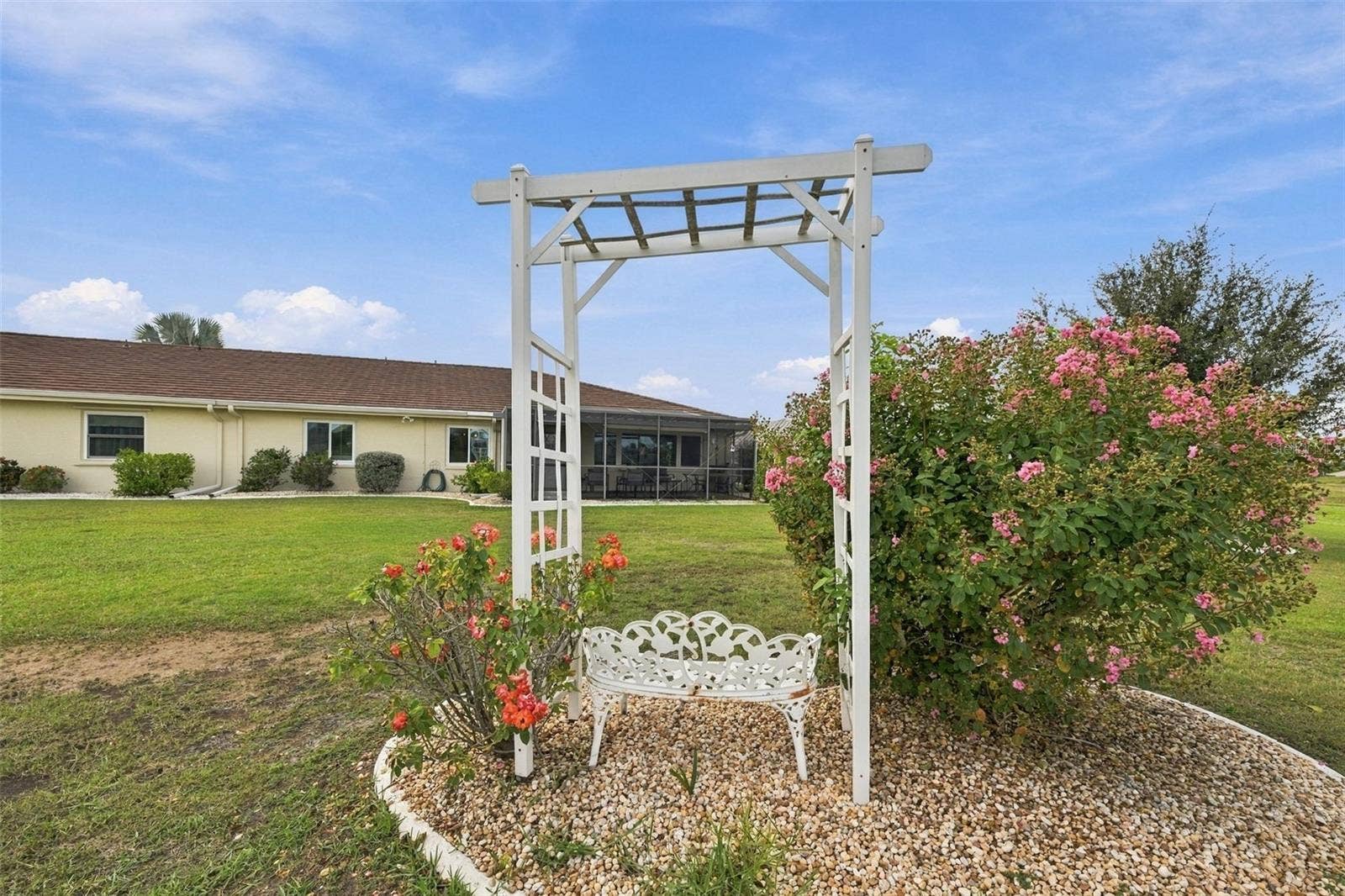 1611 WOODMAR DRIVE, Sun City Center, FL 33573