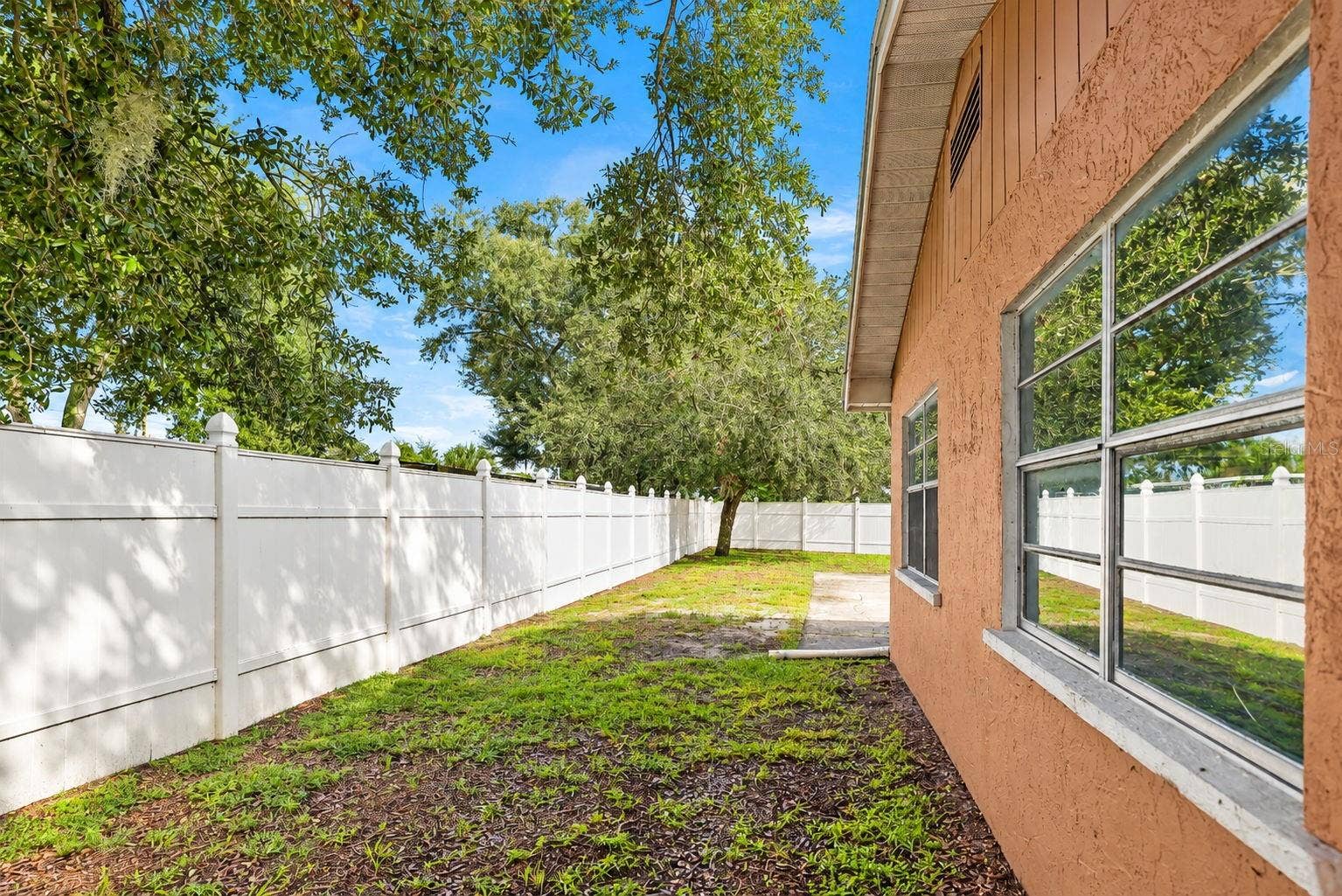 2200 STACY COURT, Dunedin, FL 34698 2200 STACY COURT, Dunedin, FL 34698